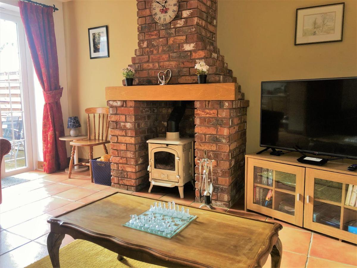 Tarporley Holiday Cottage Exterior foto